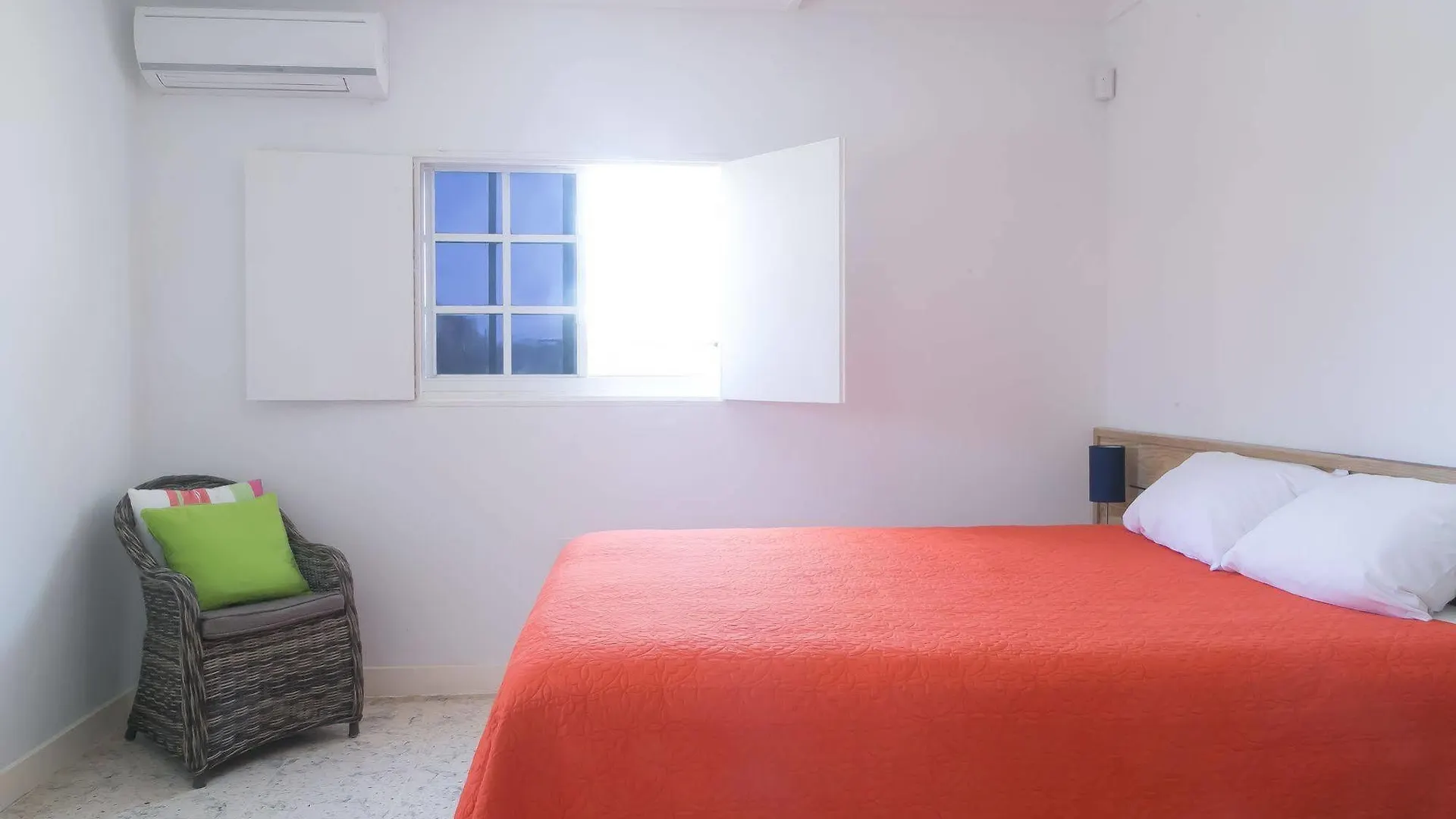 Pauline'S Apartments Palm Beach Aruba